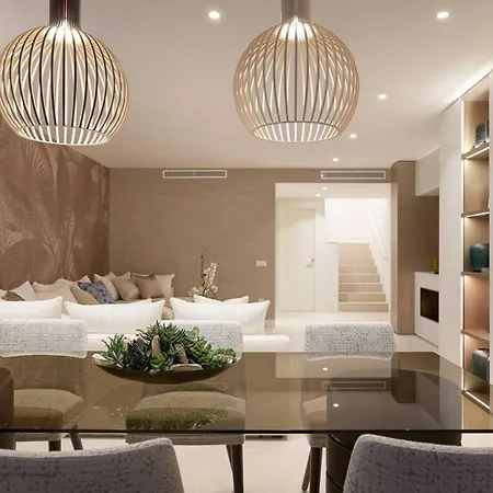 Luxury Plaza Suite, Next To The * Marbella